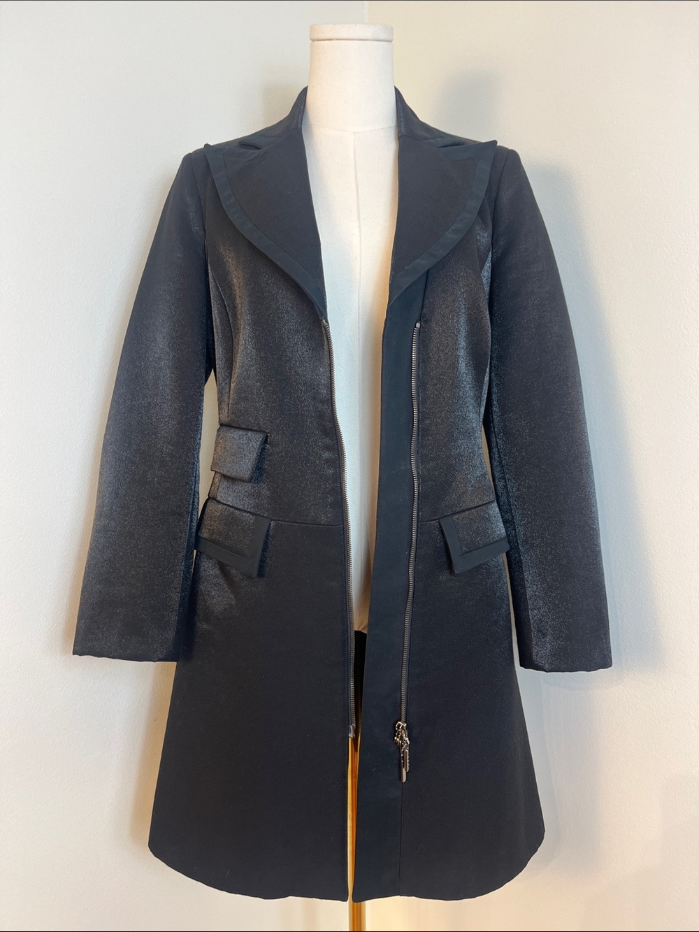 loops by ROBERT IN’T VELD Wool Coat - Picture 3 of 17